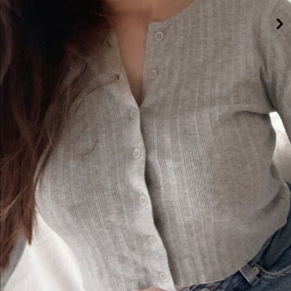 GARAGE Courtney Cardi Cropped Cardigan - Picture 2 of 4